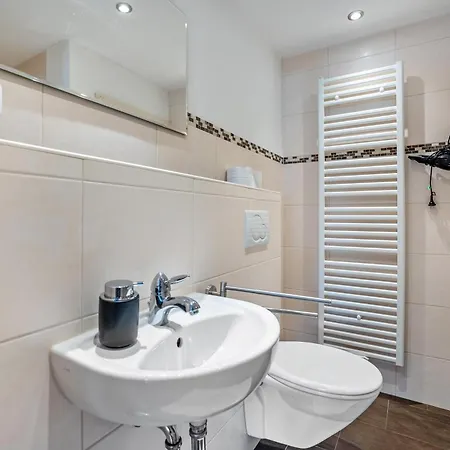 Oeko Sturmmoewe Lejlighed